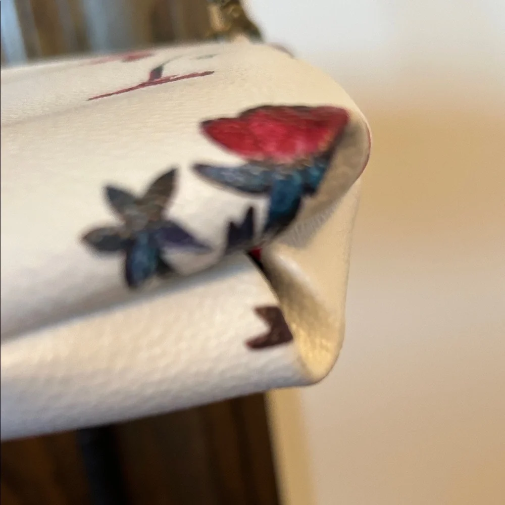 Elliott Lucca White and Red Floral Crossbody Bag - Picture 5 of 11